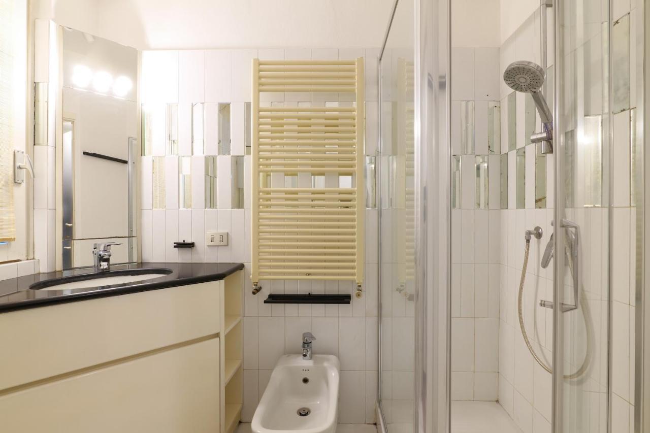 Elegant Corso Venezia Terrace Apt Milan Exterior photo